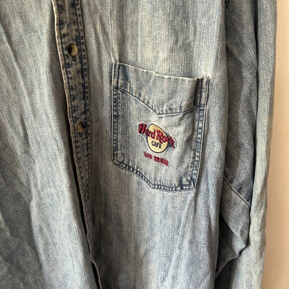 Hard Rock Cafe Denim Shirt Mens Large Blue Button Front Collared Embroidered VTG - Picture 2 of 6